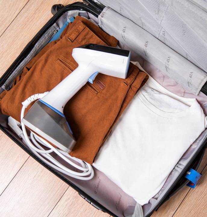 Parownica do ubrań Żelazko parowe CERAMICZNA FIRST