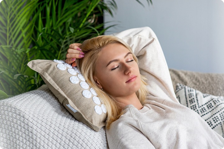 MATA DO AKUPRESURY Z KOLCAMI + PODUSZKA + TORBA