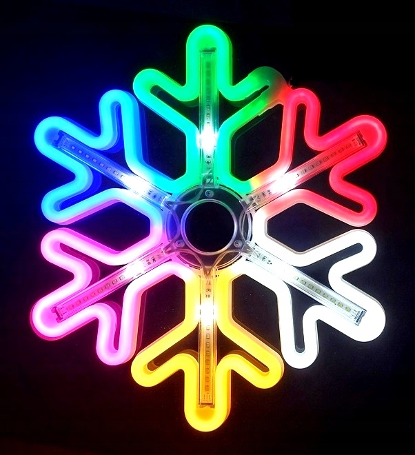 OZDOBA ŚWIĄTECZNA MULTIKOLOR LED W OKNO ŚNIEŻYNKA