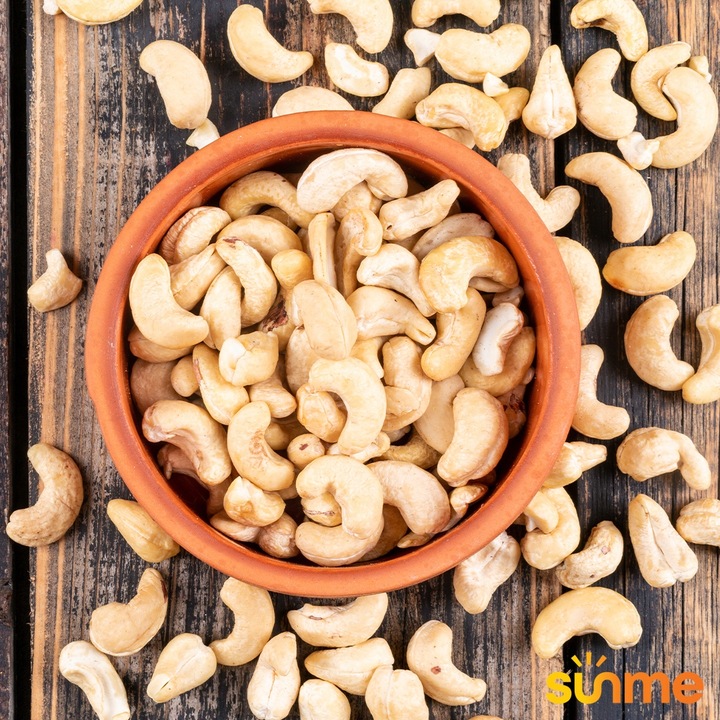 Orzechy nerkowca cały 1kg ORZECH NERKOWCA NERKOWCE CAŁE wysoka JAKOŚĆ 1000g