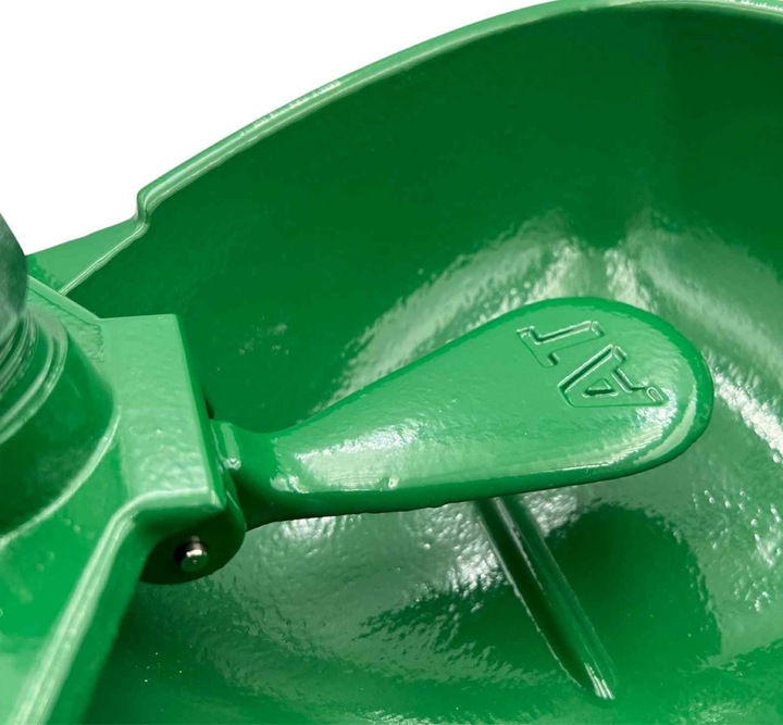 SOLIDNE POIDŁO MISKOWE ŻELIWNE DLA BYDŁA I KONI KOMPLETNE 3L Z OBEJMĄ