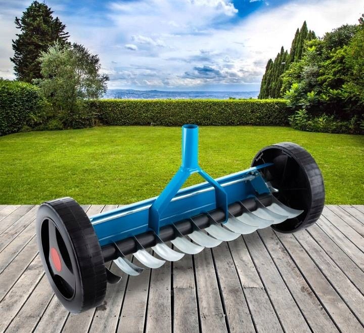 WERTYKULATOR AERATOR TRAWNIKA RĘCZNY NAPOWIETRZACZ WAHADŁOWY DO TRAWY KOLCE