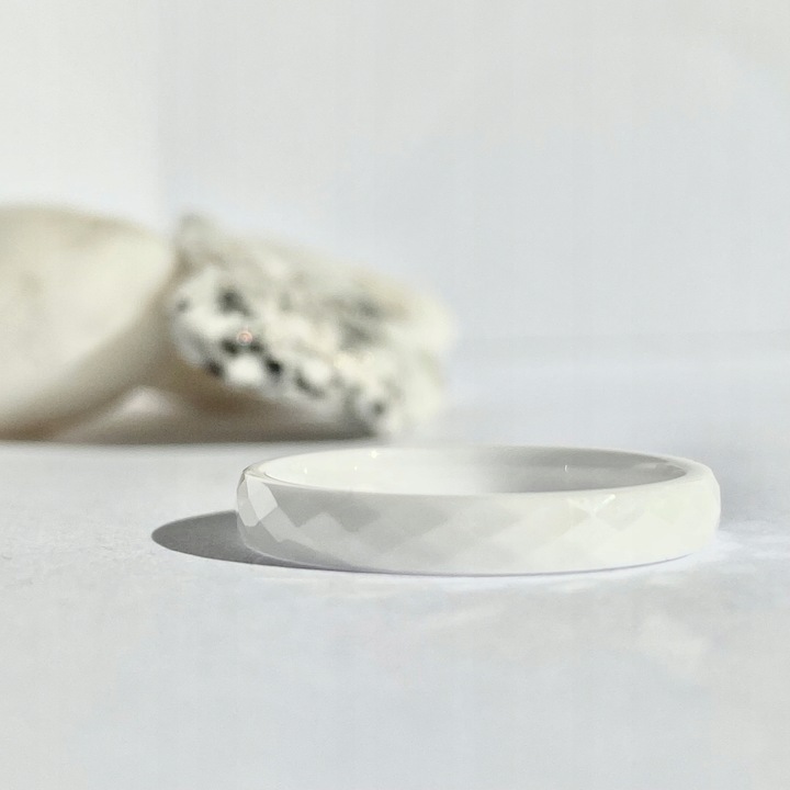 Obrączka ceramiczna biała