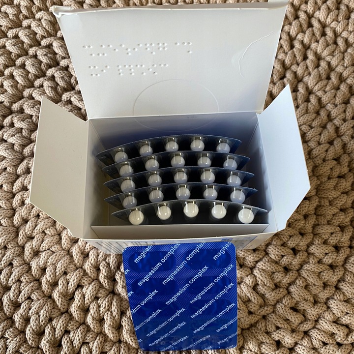 MAGNEZ: cytrynian magnezu, glicynian magnezu , mleczan magnezu + B6 COLWAY