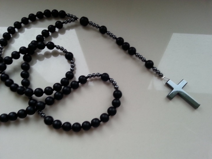 MĘSKI NASZYJNIK RÓŻANIEC ONYKS HEMATYT HIT Nowość