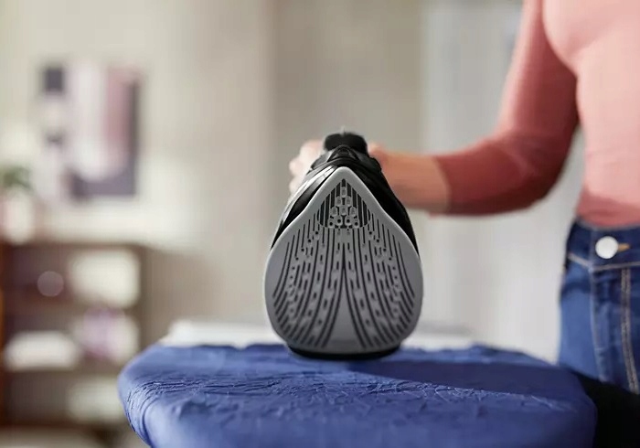 Żelazko Philips DST5040/80 SteamGlide Plus Azure czarne