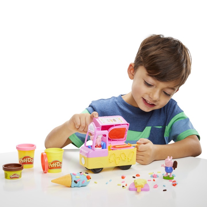 Play-Doh Świnka Peppa Samochód z lodami Hasbro F3597