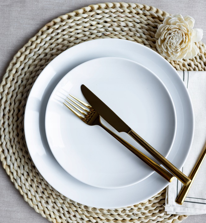 LUBIANA BOSS SERWIS OBIADOWY 18 EL 6 OS PORCELANA