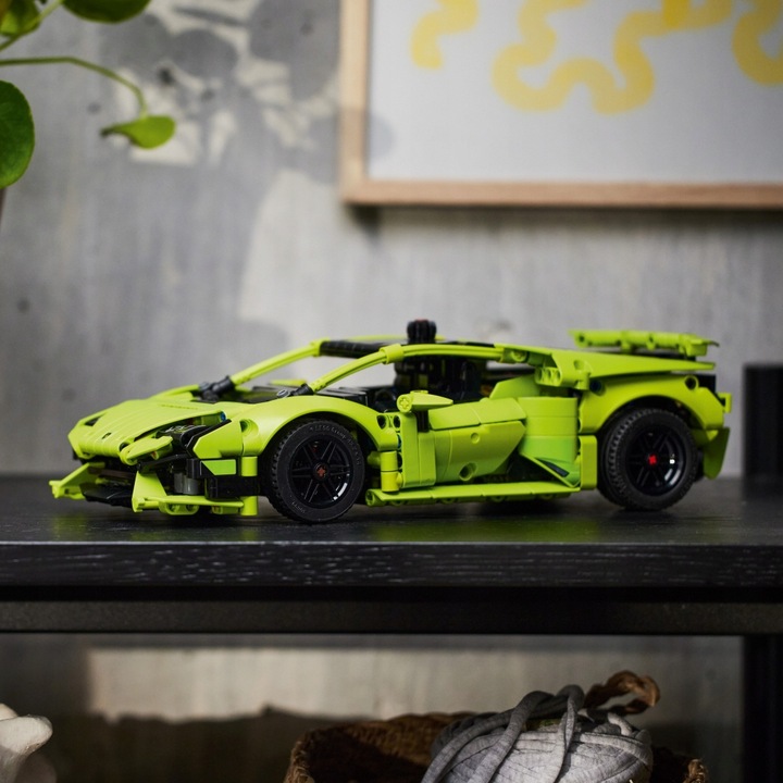 LEGO TECHNIC 42161 Lamborghini Huracán Tecnica