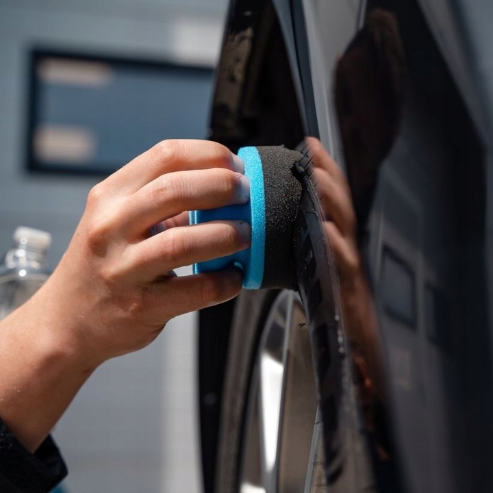 Bono Black 500ML + APLIKATOR GĄBKOWY do opon