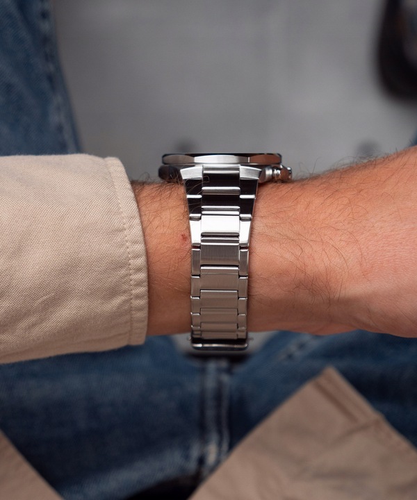 Zegarek męski Casio EDIFICE Momentum Chronograph Casio-EFV-640D-2BVUEF