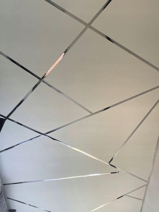 Listwy Chrom Taśma Ozdobna Samoprzylepna Srebrna Dekoracyjna Lustro 2cm 10m