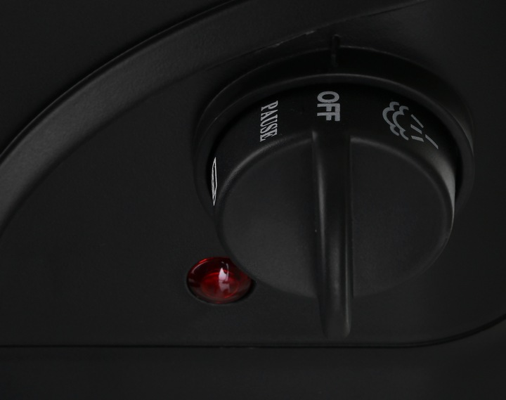 Ekspres do kawy Laretti Pobór mocy: 800 W, Ciśnienie pary 3,5barów,