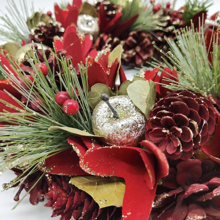 Ręcznie robiony wieniec 34 cm czerwono-złoty stroik świąteczny z szyszek