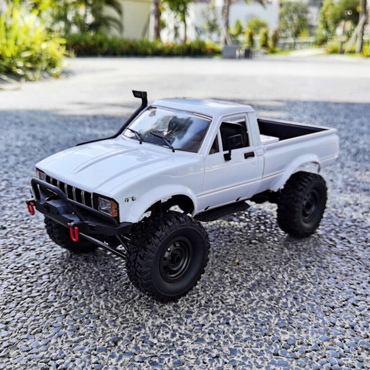 SAMOCHÓD ZDALNIE STEROWANY Auto RC TERENOWY WPL OFF ROAD 4x4 DUŻY PICKUP