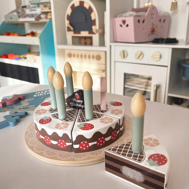 TORT URODZINOWY DREWNIANY ZE ŚWIECZKAMI TOOKY TOY