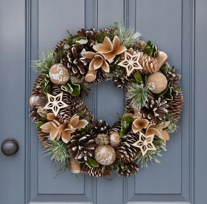 Wianek świąteczny na drzwi stroik wieniec Altom Design szyszki 30 cm