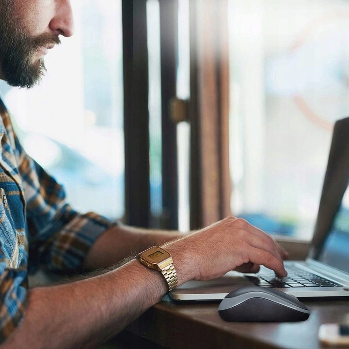 Mysz Bezprzewodowa Logitech M185 Swift Grey - Idealna do biura