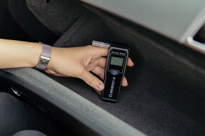 Alkomat elektrochemiczny BACscan F-30