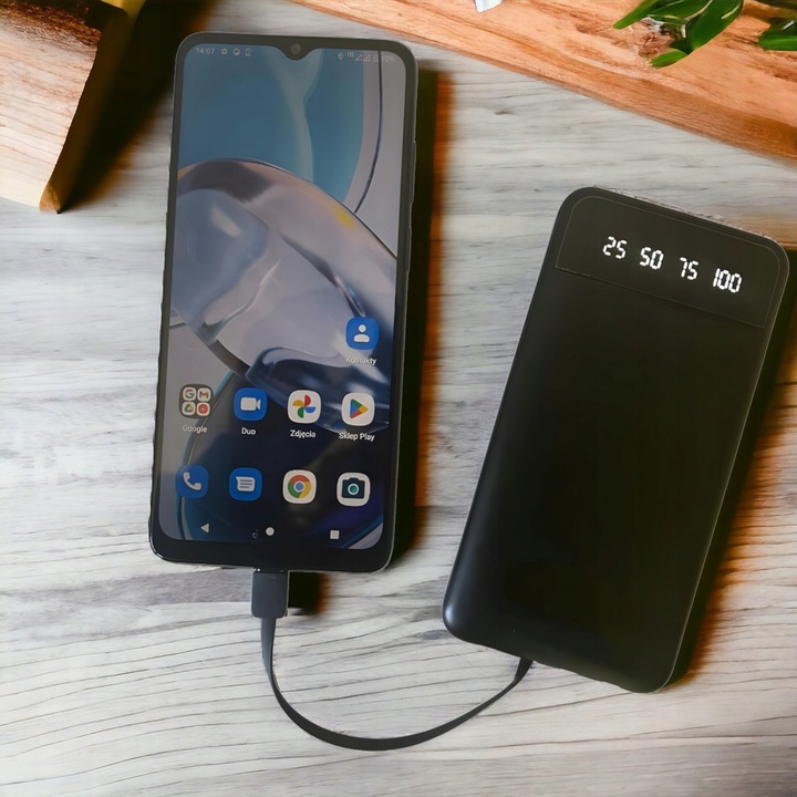 Powerbank 10000 mAh POWER BANK z latarką lightning, microUSB, USB-C, USB