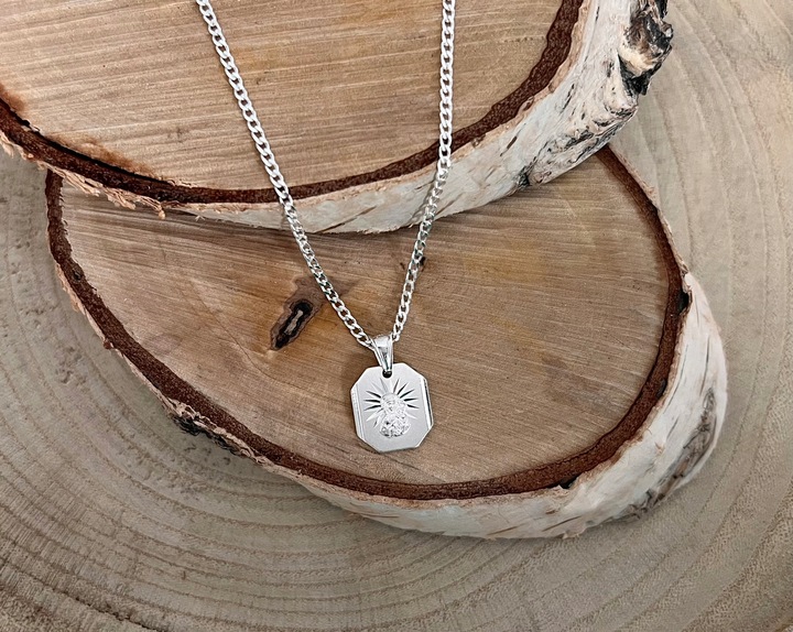 Medalik Matka Boska komunijny łańcuszek pancerka 45 cm i grawer dla dziecka