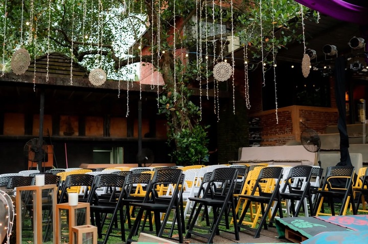 Phoenix Flap składane krzesło nowoczesny design PYTHON zielony