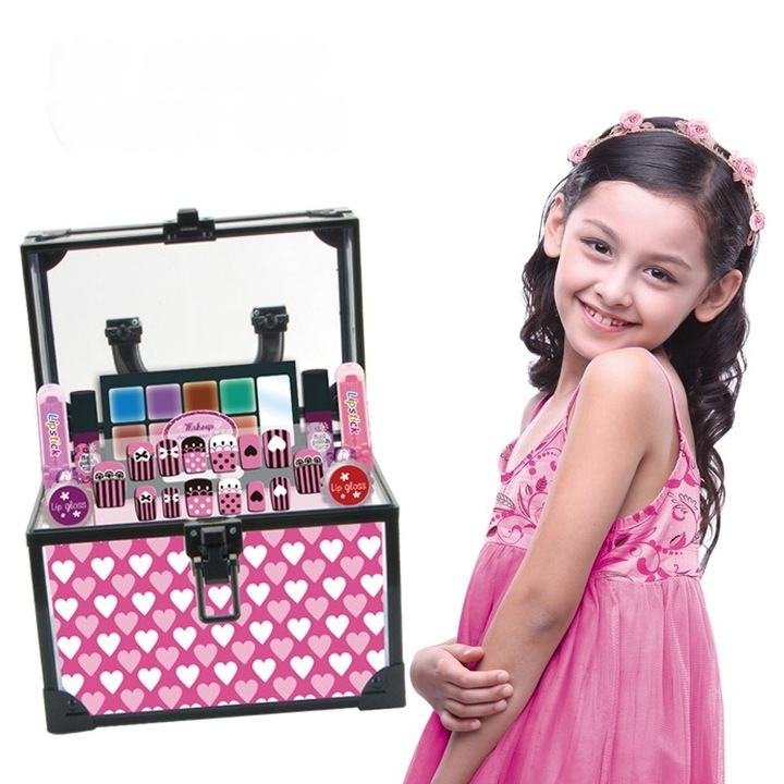 KUFEREK KOSMETYKÓW Zestaw do MAKIJAŻU I PAZNOKCI DLA DZIEWCZYNKI DOMOWE SPA