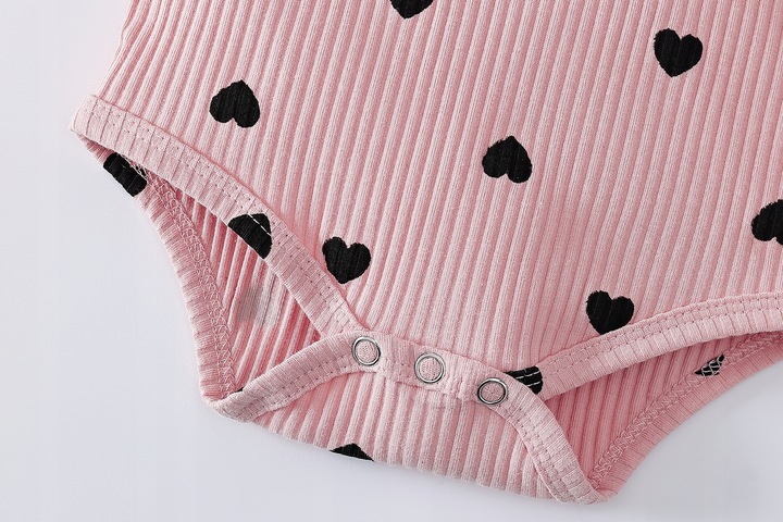 KOMPLET BODY W SERDUSZKA DLA DZIEWCZYNKI 62