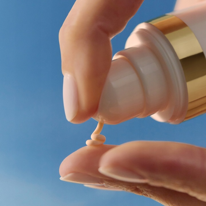 NIVEA LUMINOUS630 PRZECIW PRZEBARWIENOM Krem na dzień SPF 50, 40 ml