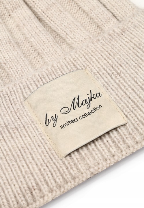 Majka Czapka Damska Z Pomponem Jesienna Zimowa