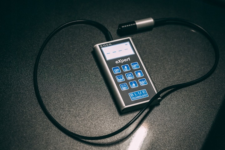 Miernik grubości lakieru Czujnik Tester E-12-S-AL Stal Aluminium Ocynk PRO