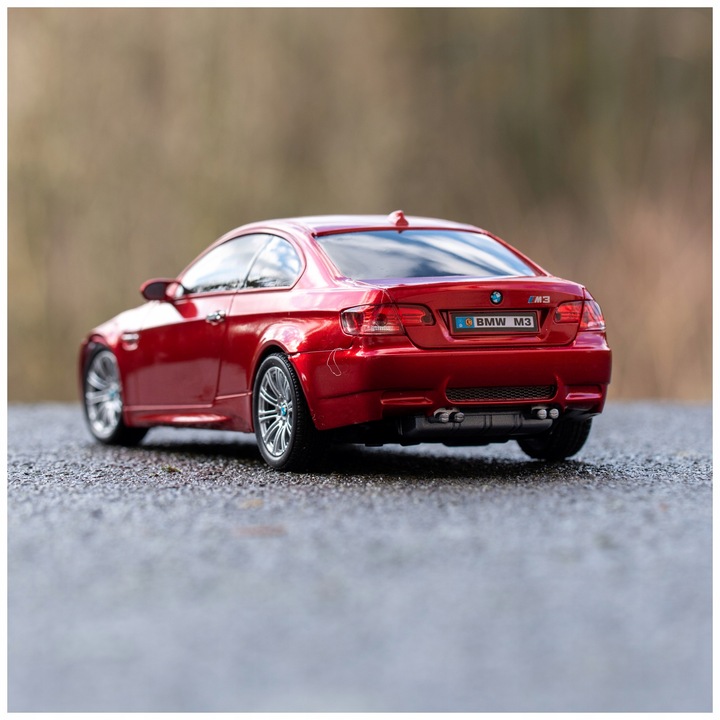 SAMOCHÓD RC AUTO ZDALNIE STEROWANE DLA DZIECI BMW M3 NA PILOTA CZERWONE