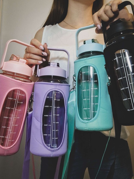 Butelka motywacyjna bidon 2L z pokrowcem HIT !!