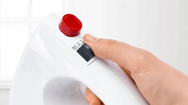 Mikser ręczny Bosch MFQ3030 350W Turbo 4 prędkości 4 końcówki Turbo Lekki