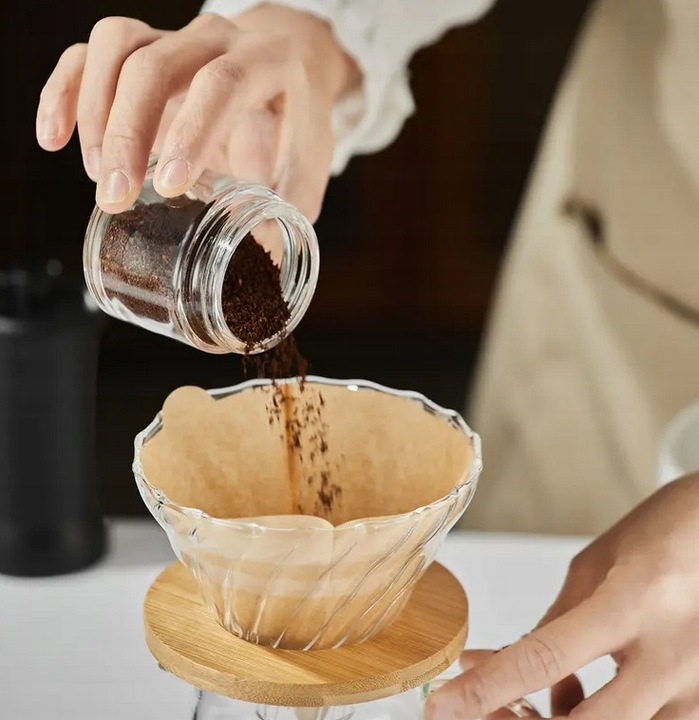 Ręczny młynek do mielenia Kawy Ziaren Przypraw nowoczesny design klasyczny