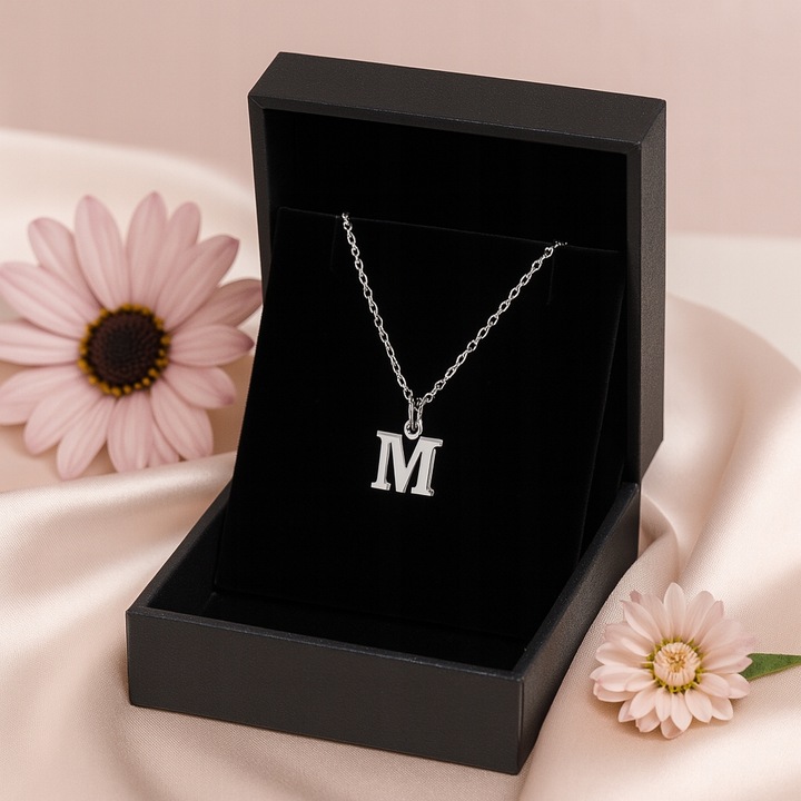 Naszyjnik srebrny z literką M 925 personalizowana biżuteria na prezent 42