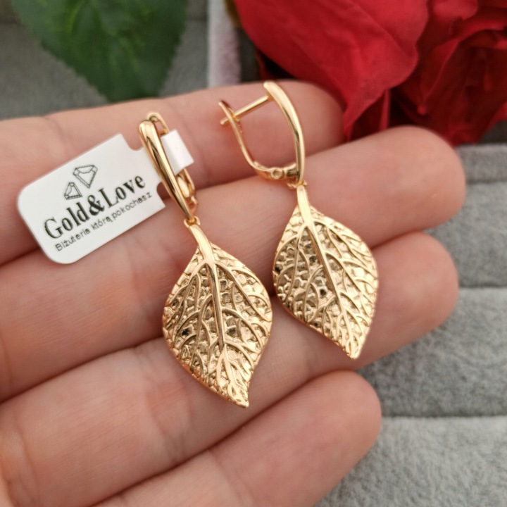 Złote kolczyki wiszące liście eleganckie pozłacane antyalergiczne