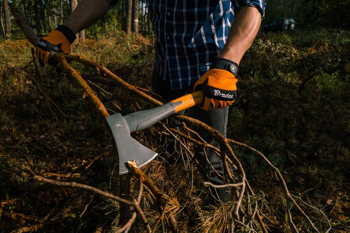 Siekiera Bradas 41 cm 0,6 kg