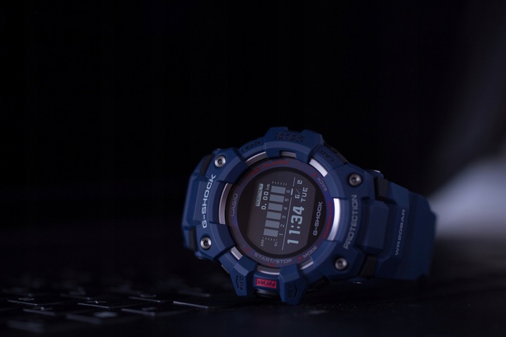 Zegarek Casio G-SHOCK G-SQUAD Bluetooth Sync Step Tracker Casio-GBD-100-2ER