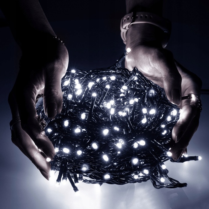 LAMPKI CHOINKOWE 300LED 19,5 m zewnętrzne GRUBE stałe światło ZIMNE BIAŁE