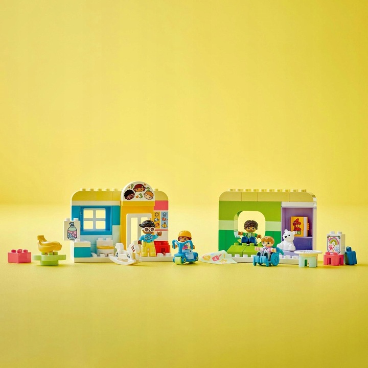 LEGO Duplo 10992 Żłobek Przedszkole 4 Figurki 2+ Duże Klocki Dla 2 3 4latka