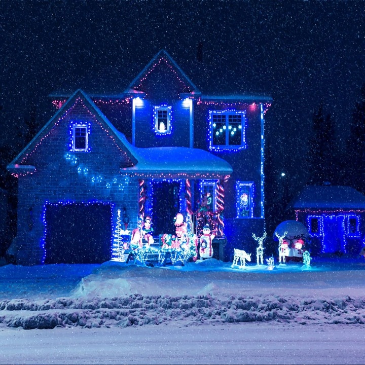 WĄŻ ŚWIETLNY ZEWNĘTRZNY 240 LED LAMPKI CHOINKOWE IP44 10m WIELOKOLOWY