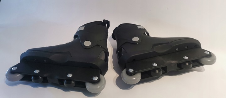 Łyżworolki Roces M12 UFS czarne r.41/ 41,5