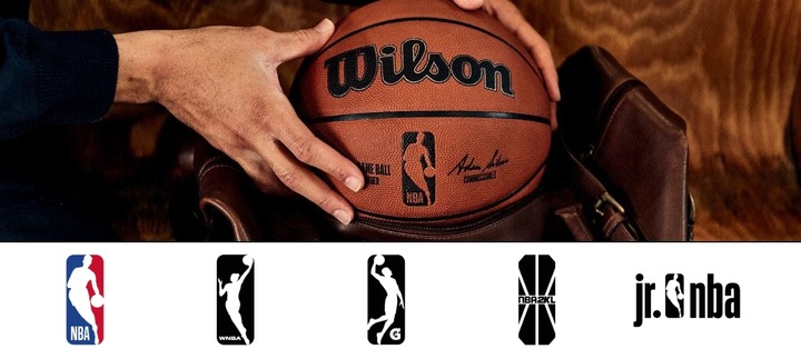 WILSON NBA DRV POMPKA DO PIŁEK Z MANOMETREM WĘŻYK