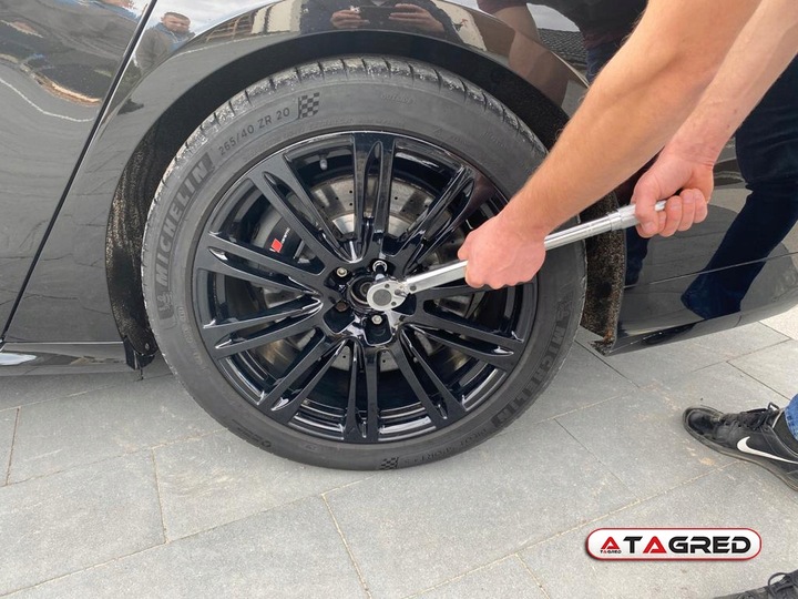 KLUCZ DYNAMOMETRYCZNY 17/19/21 1/2 28-210Nm DO KÓŁ