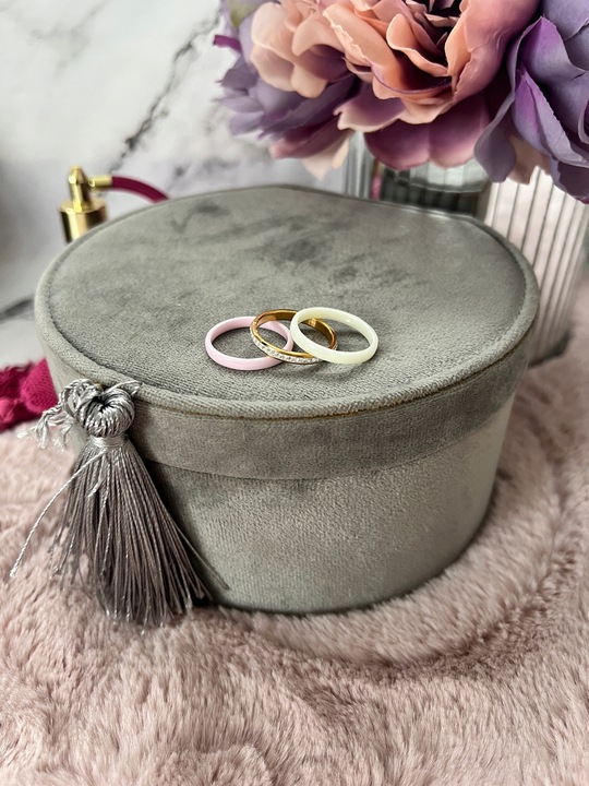 1520 Komplet 3 pierścionków ceramicznych CYRKONIE r 6/16mm sta