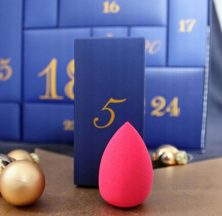 Kalendarz Adwentowy MAX & MORE 24 LUKSUSOWE kosmetyki do twarzy i ciała LOV