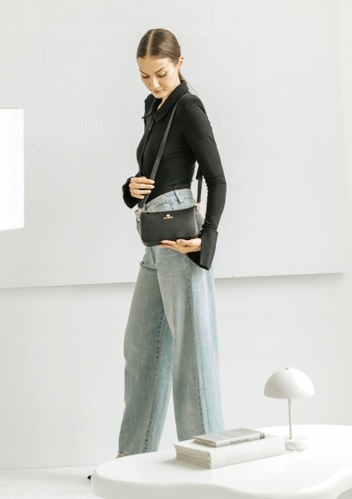 BETLEWSKI Mała torebka wizytowa kopertówka dwa paski wygodna sztywna