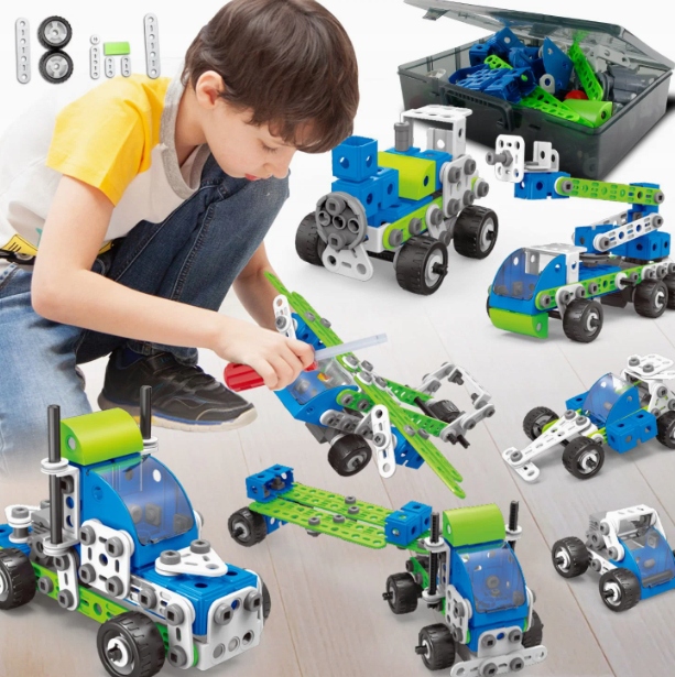 KLOCKI KONSTRUKCYJNE EDUKACYJNE CIĘŻARÓWKA SAMOLOT POJAZDY BUDOWLANE 18w1