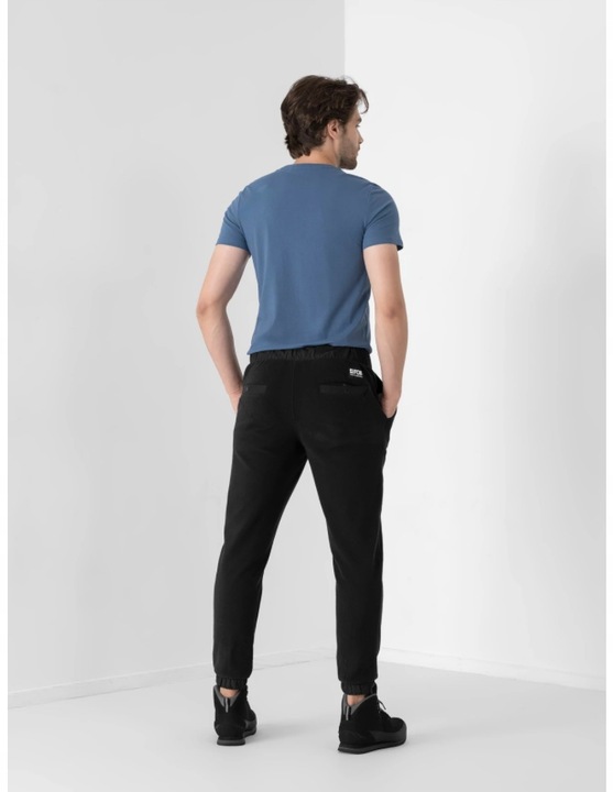 4F Spodnie Dresowe z MIKROPOLARU SPMD016 > XXL